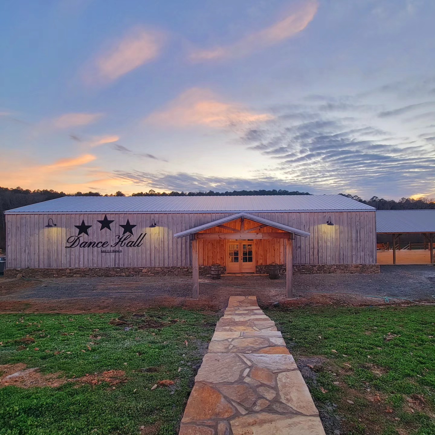 Three Star Dance Hall, event venue in Clinton Arkansas